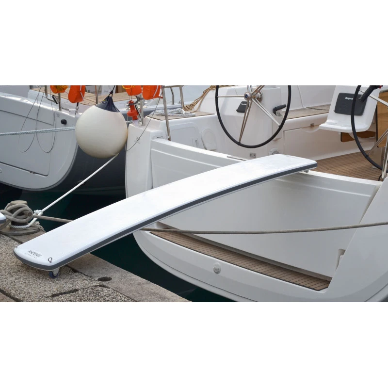 Schwimmfähige Gangway 2,20 Meter Aus Glasfaser / Carbon - Plastimo 4 Schwimmfähige Gangway 2,20 Meter Aus Glasfaser / Carbon - Plastimo – Bild 2